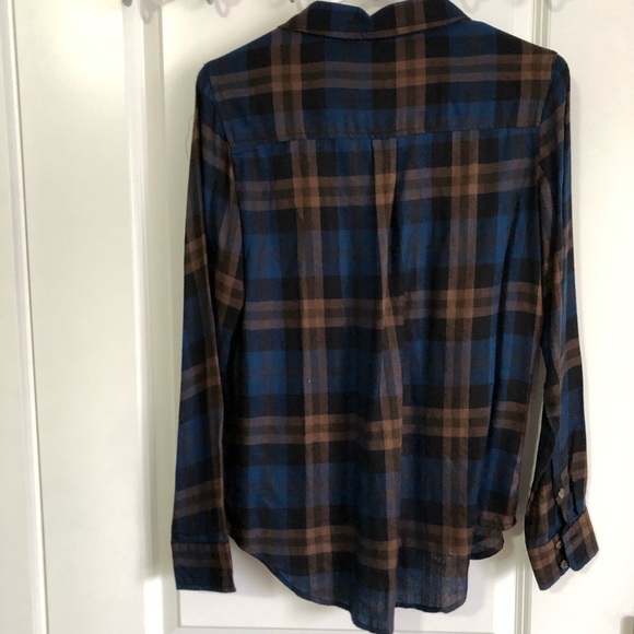 FORVER 21 BLUE/TAN/BLACK PLAID FLANNEL - SMALL - Picture 3 of 4
